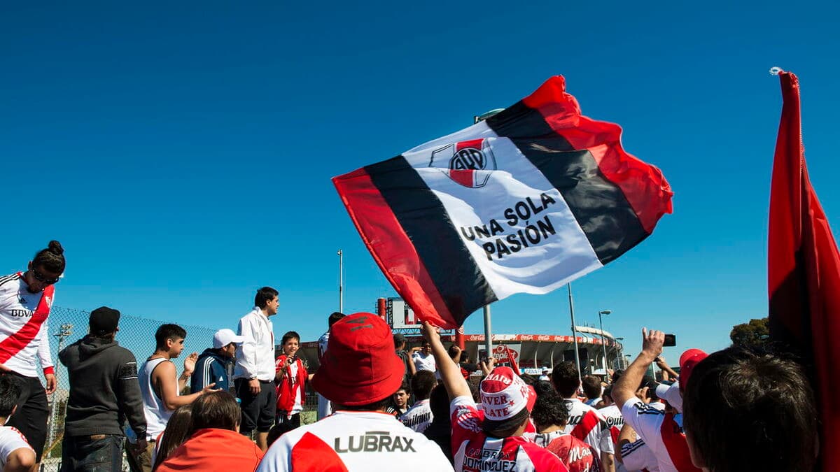 River Plate planeja &#8220;burlar&#8221; a AFA e receber dinheiro extra